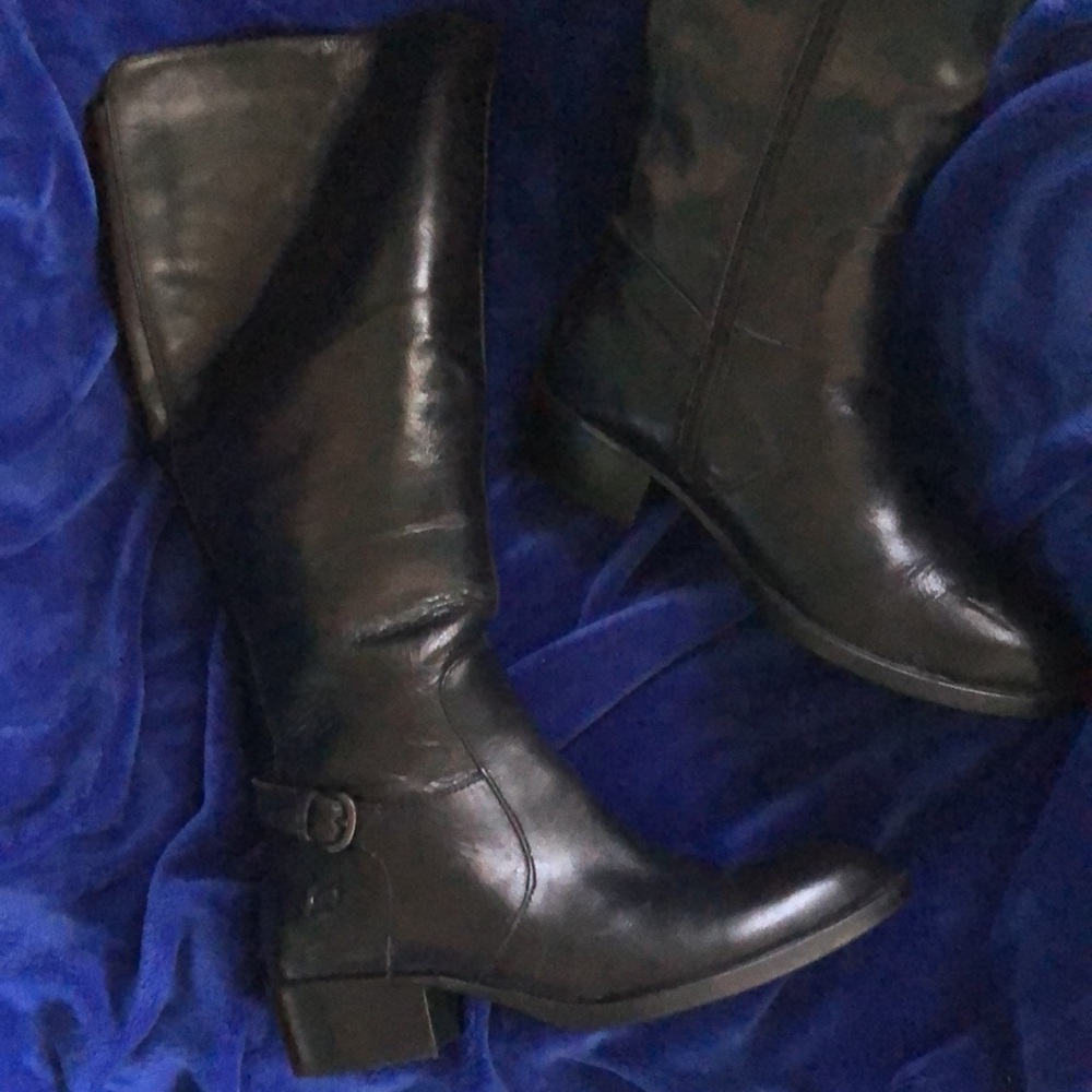 Born Black Leather Knee Riding boots 8.5